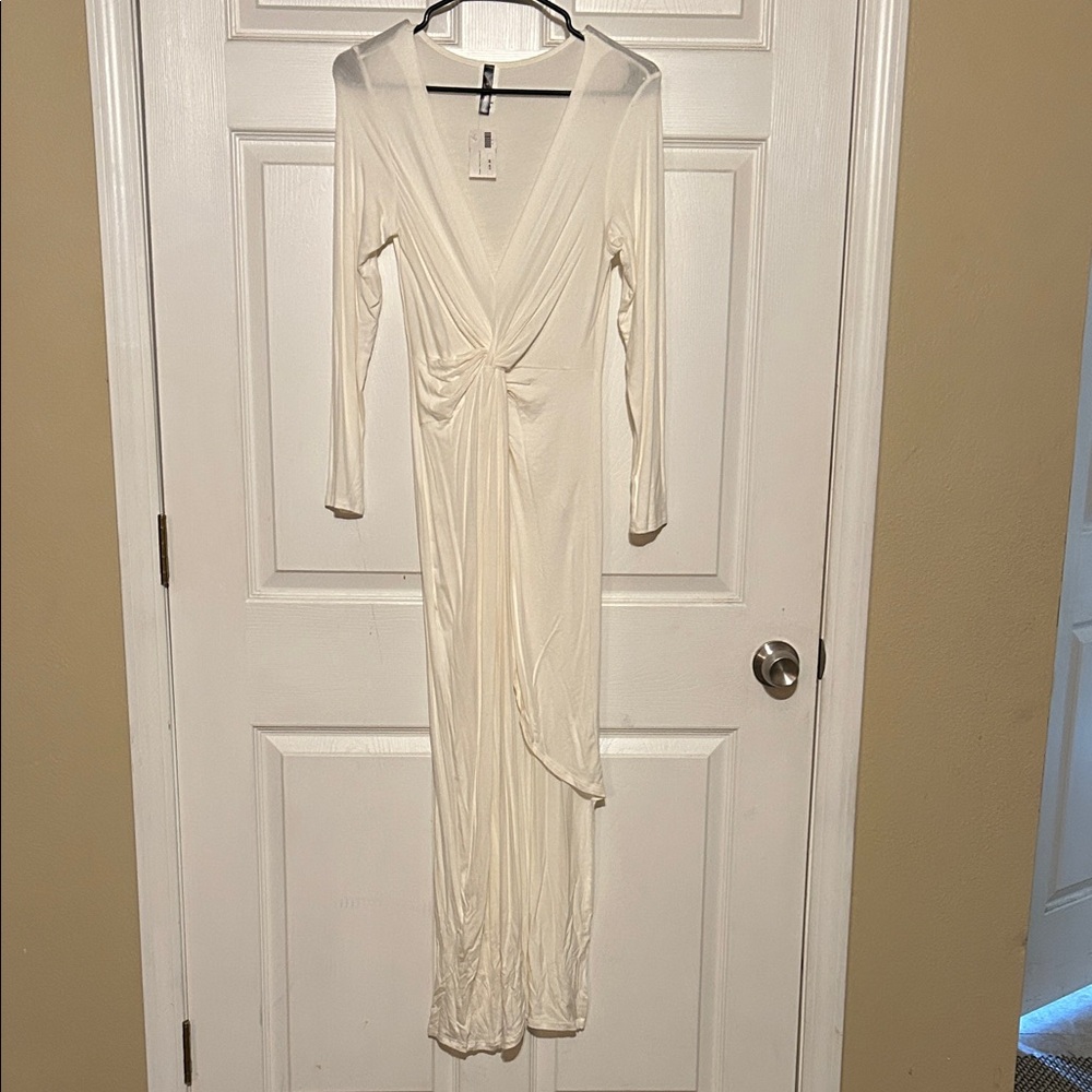 Elegant Cream Long-Sleeve Twist-Front Maxi Dress